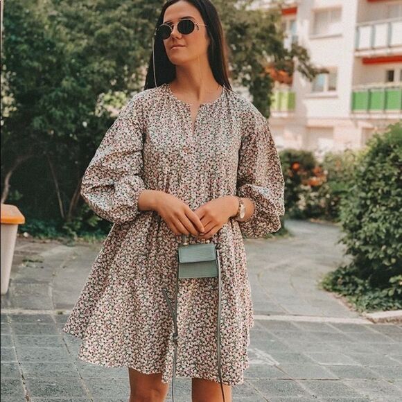 H&M Voluminous Dress bloggers favorite Floral Print - Picture 5 of 10